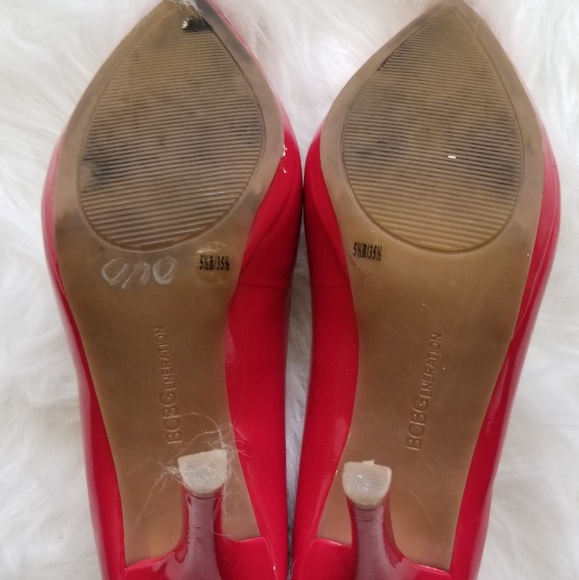 Red Pumps - Picture 5 of 5